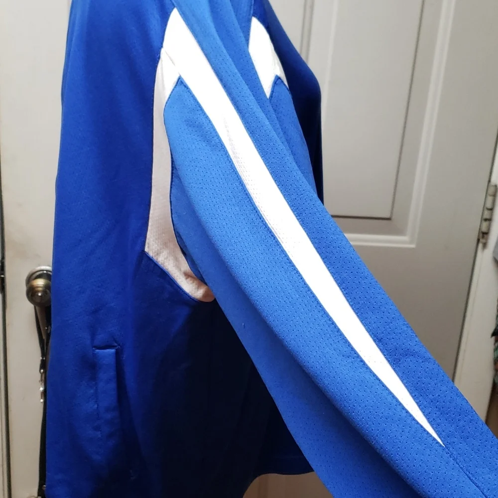 🎉HP🎉 Like new Nike zip up jacket, size xl - Picture 3 of 7